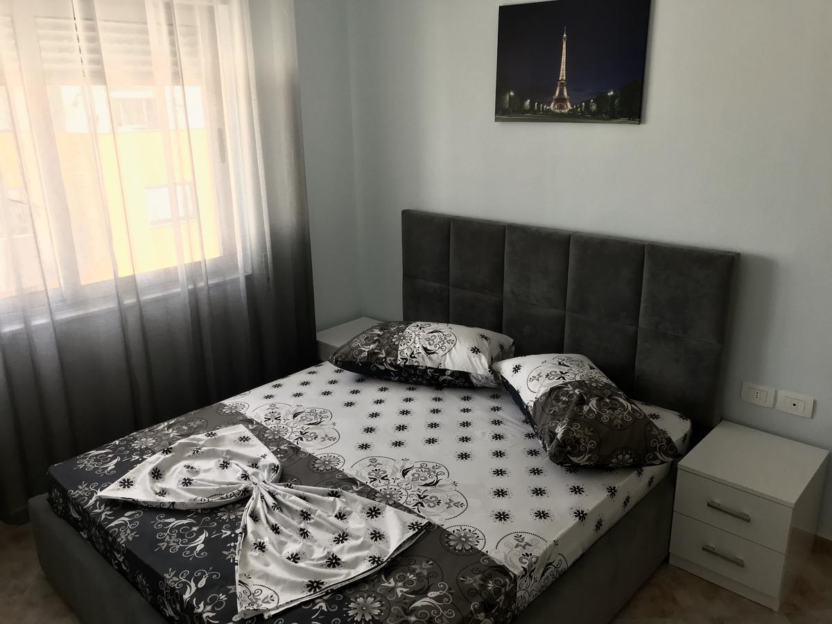 Eka Luxury Apartments Durres Bagian luar foto